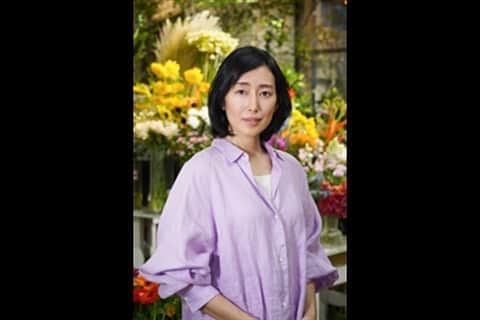 木村多江のインスタグラム：「全員 怪しくて 全員 犯人みたいなドラマ。  #日本テレビ #drama #themysteryday  #パブリックビューイング 10/7(土)夜7:56~  映画館から 公開生放送も するので  ご応募いただいた お客様と一緒に  犯人探ししたり。  一緒に 共有できるの 嬉しいなぁ。」