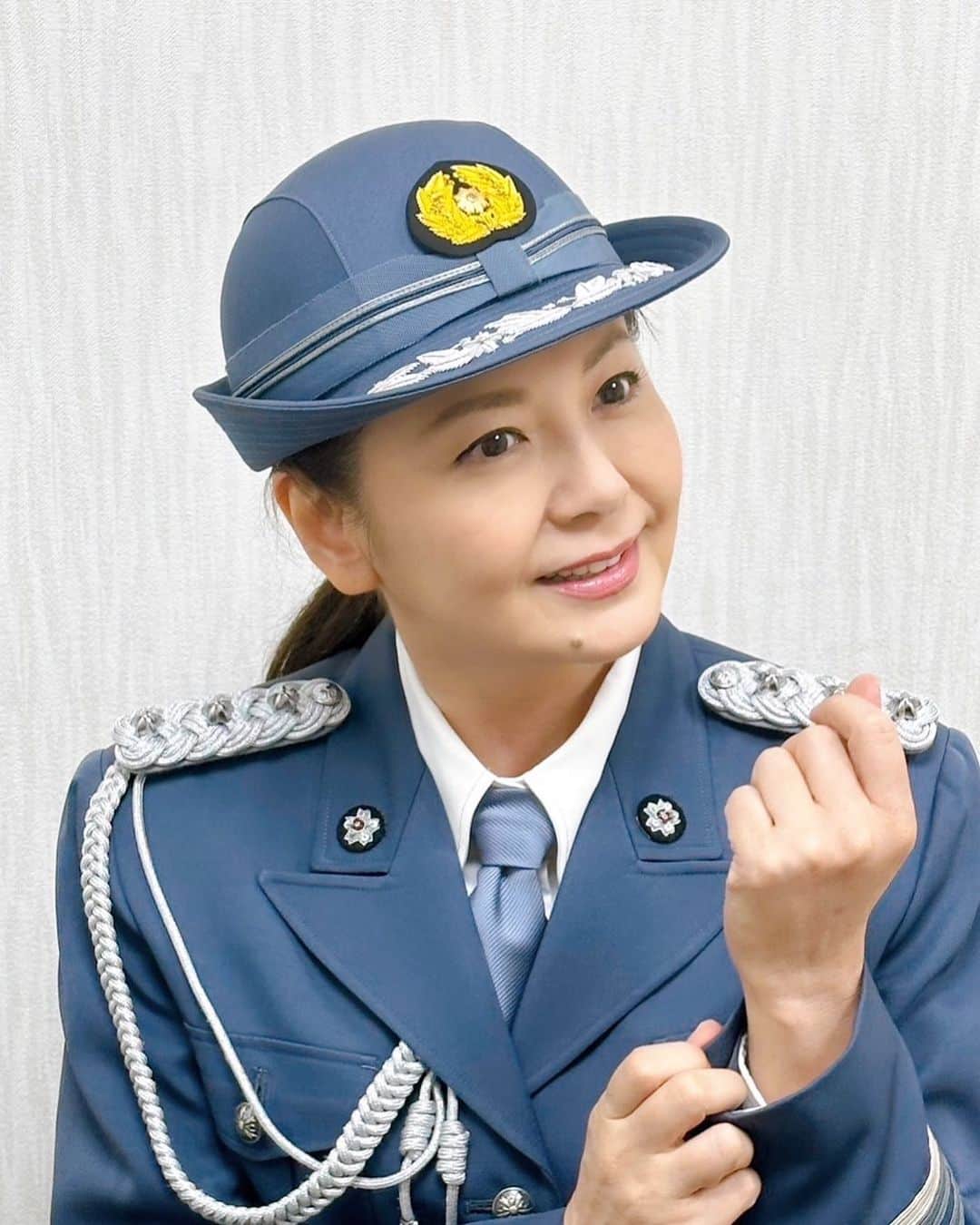 南野陽子のインスタグラム：「今日は撮影じゃないのに、この格好は…🤔」