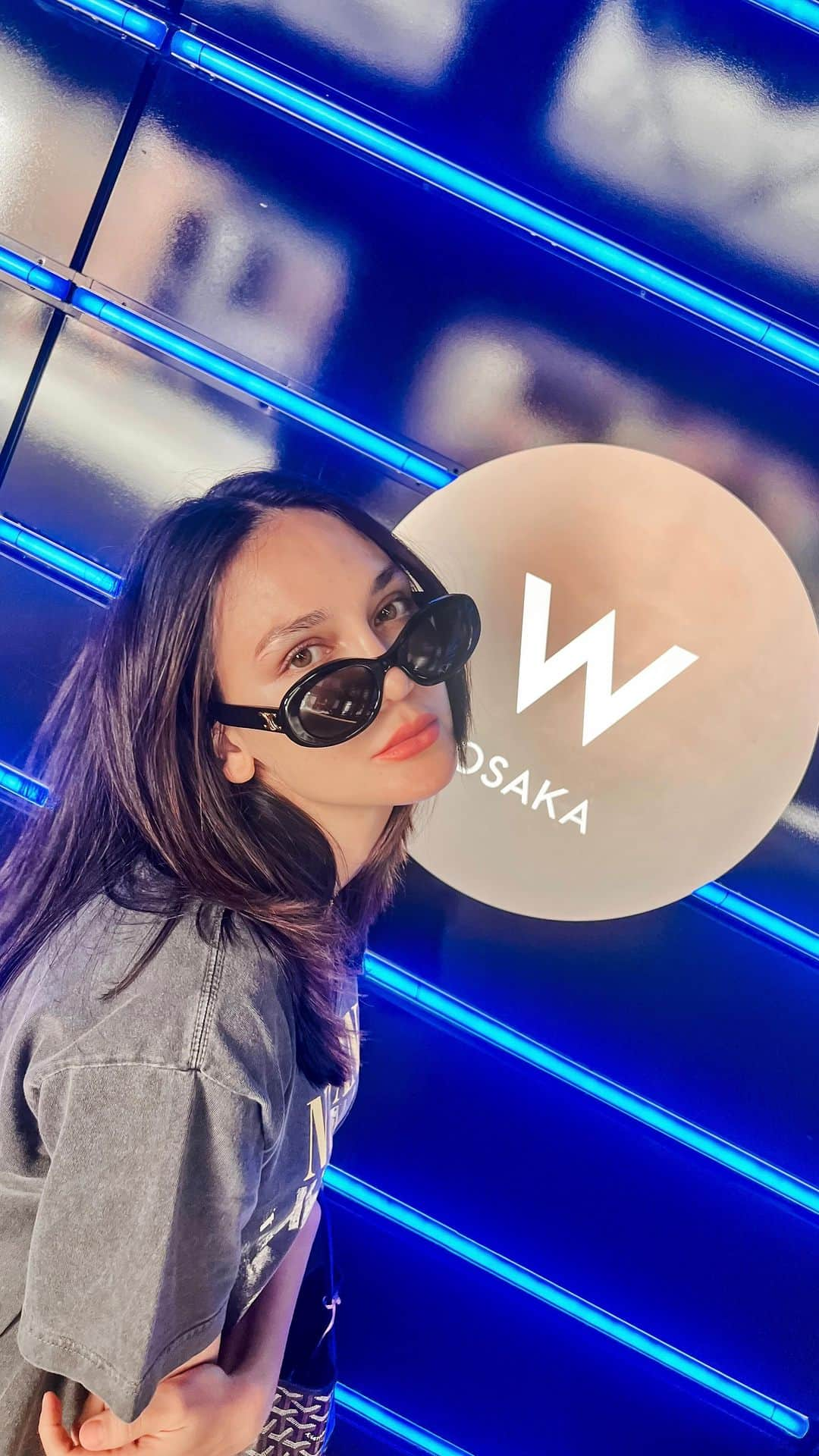 ルナ・マヤのインスタグラム：「Stay in style at this state of the art hotel, where modern technology meets Japanese hospitality in @wosakahotel #WOsaka 🏯🤍✨」