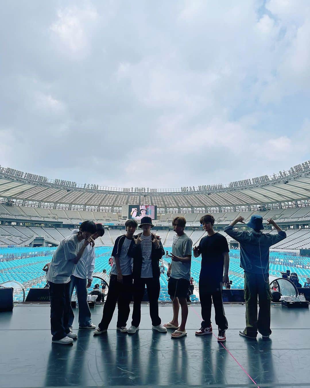 NCT DREAMのインスタグラム：「#NCTDREAM 🤘😆💚  #NCT #NCT127 #WayV #NCT_DOJAEJUNG #NCT_NATION #NCT_NATION_ToTheWorld #TOKYO #NCT_NATION_ToTheWorld_TOKYO」