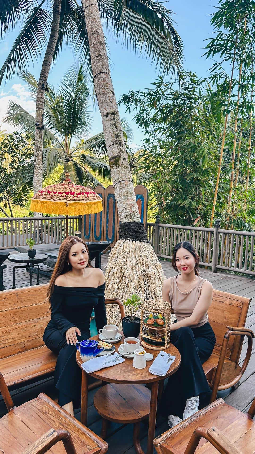 のインスタグラム：「Sugar Mommy and Sugar Baby 🍭🍭🍭」