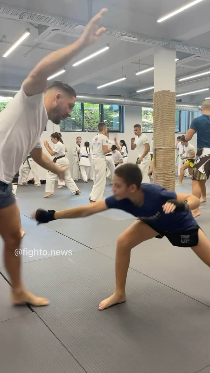 アンディ・サワーのインスタグラム：「SENSHI camp, Varna (Bulgaria) 15-17.09.2023  Warp-up. Training with Andy Souwer (two-time K-1 MAX world champion and four-time world champion at the Shootbox tournament, “Showtime 70MAX world champion)  #FightoNews #KWUSENSHI #prokyokushin #senshi #martialarts #karate #kyokushin #boxing #kickboxing #fighters #muaythai #k1 #fight #кикбоксинг #муайтай #бокс #карате #киокушин #киокушинкай」