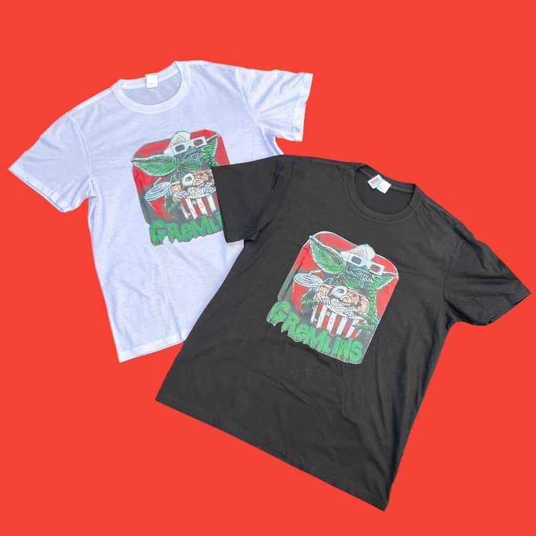 おもちゃやSPIRALのインスタグラム：「GREMLiNS Tshirt 入荷しました🎵  白と黒があって可愛いです🎵」