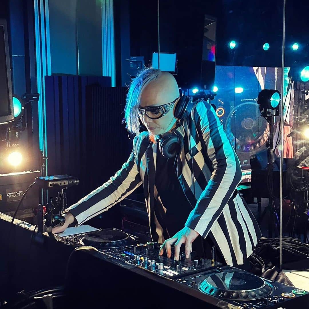 YOJI BIOMEHANIKAのインスタグラム：「オマケw 先日のドミューンでの一枚。 extra shoot at dommune the other day.」