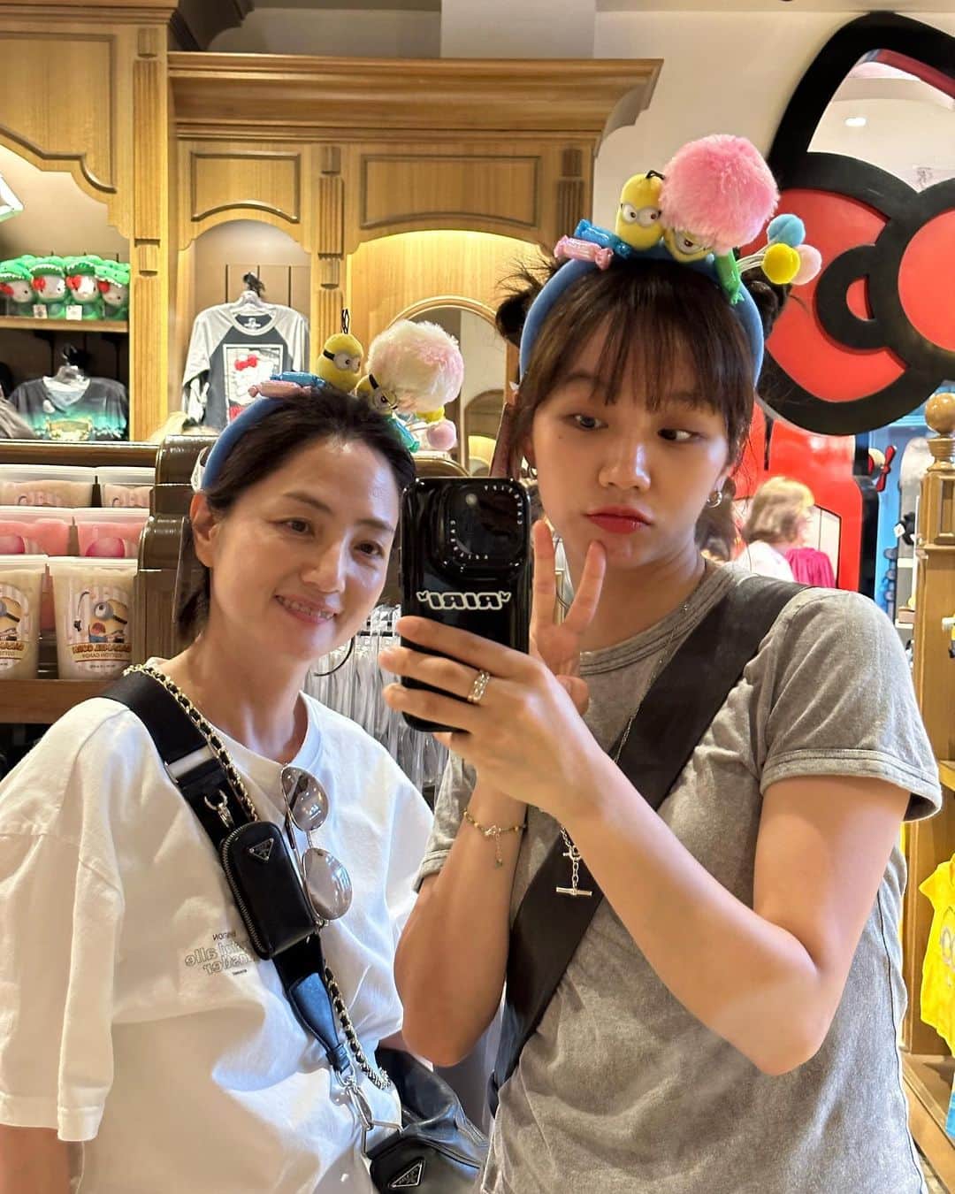 ヘリ さんのインスタグラム写真 - (ヘリ Instagram)「🎪🍭☀️🎠🎈」9月16日 17時09分 - hyeri_0609