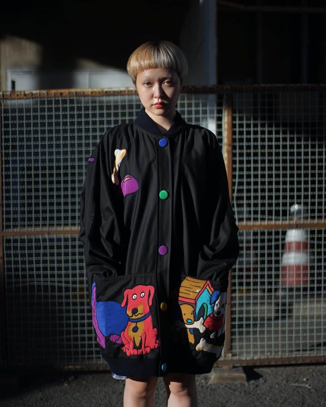 PUNK CAKEのインスタグラム：「🔜 NEW ARRIVAL 🔜  こちらの オンラインショップの発売は 9/16(土)20:00〜STARTです☞  ▫︎ Special dog big jacket  ▫︎ N/S check dress  そして、 9/16.17.18の3連休 オンラインショップ限定 ⏰TIME SALE⏰ 全品20％OFF！！ （新商品は除外） お買い得に秋のアイテムGETして下さい❣️ お見逃しなく！  model / @morioka_no_momooka」