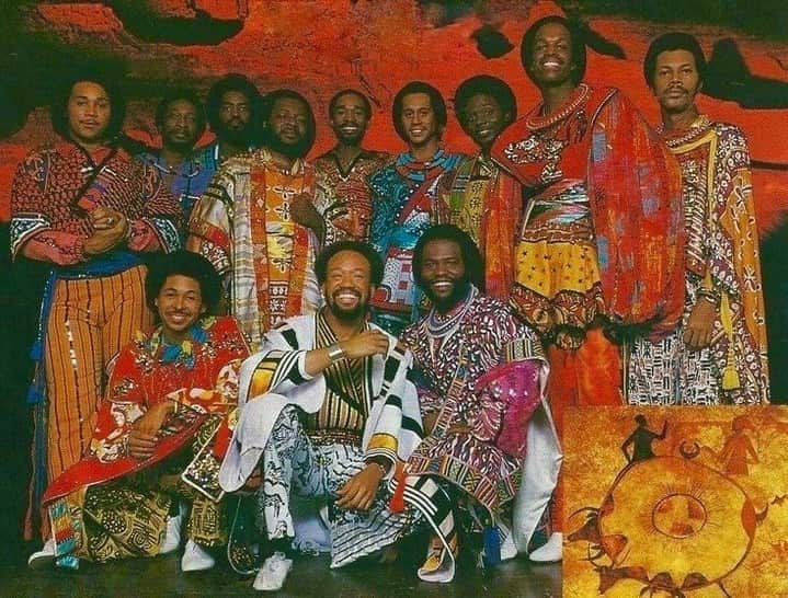 アース・ウィンド・アンド・ファイアーのインスタグラム：「#DoYouRemember Shortly before filming our 𝗦𝗲𝗽𝘁𝗲𝗺𝗯𝗲𝗿 music video in 1977.」