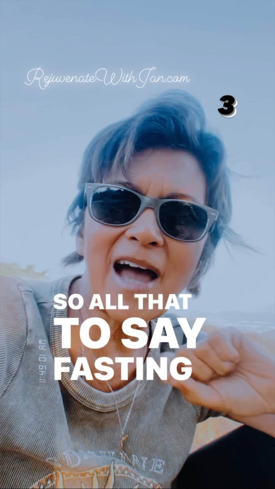 ニア・ピープルズのインスタグラム：「#3 I need to fast… FAST! 😝time for a #reset #cleanse #fasting #spiritualawakening」