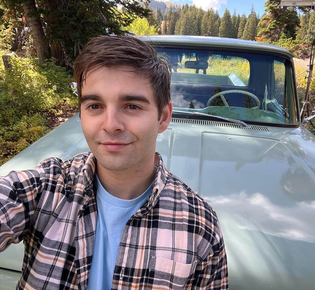 ジャック・グリフォーのインスタグラム：「That’s a wrap!! Was an honor and privilege to play Raymond Noseck. Look out for the harrowing true story of Grizzly Night, next year. 🎬」