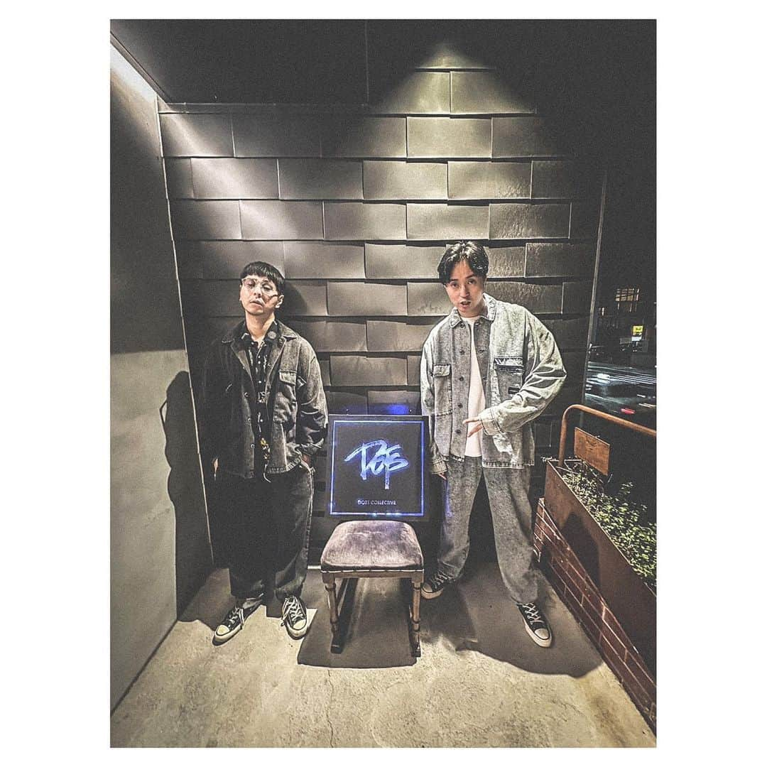 HIDEさんのインスタグラム写真 - (HIDEInstagram)「ありがとうございました！ 明日はNOISEMAKERライブ！ 2日目は18日20時までなので、 お間違えのないようによろしくです  6th Exhibition [Girl with a Monogram]  ■札幌 9/18(MON) 11:00-20:00 Tramnist gallery  〒064-0805 北海道札幌市中央区南5条西15-2-5 トラムニストビル2F」9月16日 20時26分 - noisemaker_hide