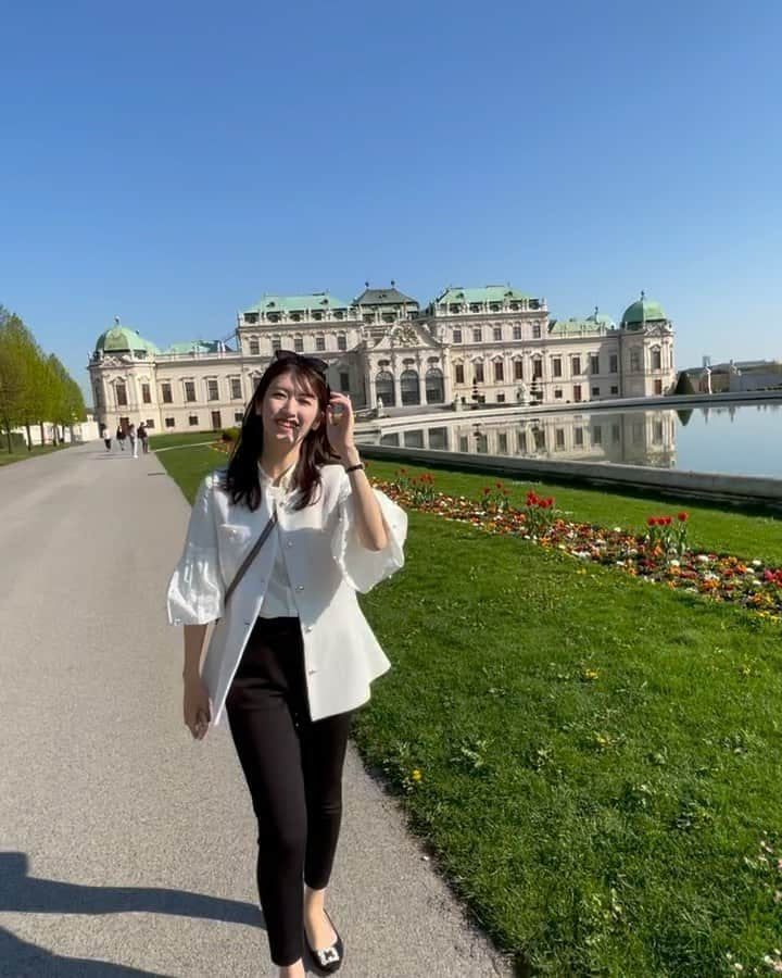 杉本雛乃のインスタグラム：「#Vienna #tb どこに行っても綺麗、美味しい、 そして何よりムーティのウィーンフィルが本当に今でも忘れられない🥹 弾丸でしたが最高でした✨」