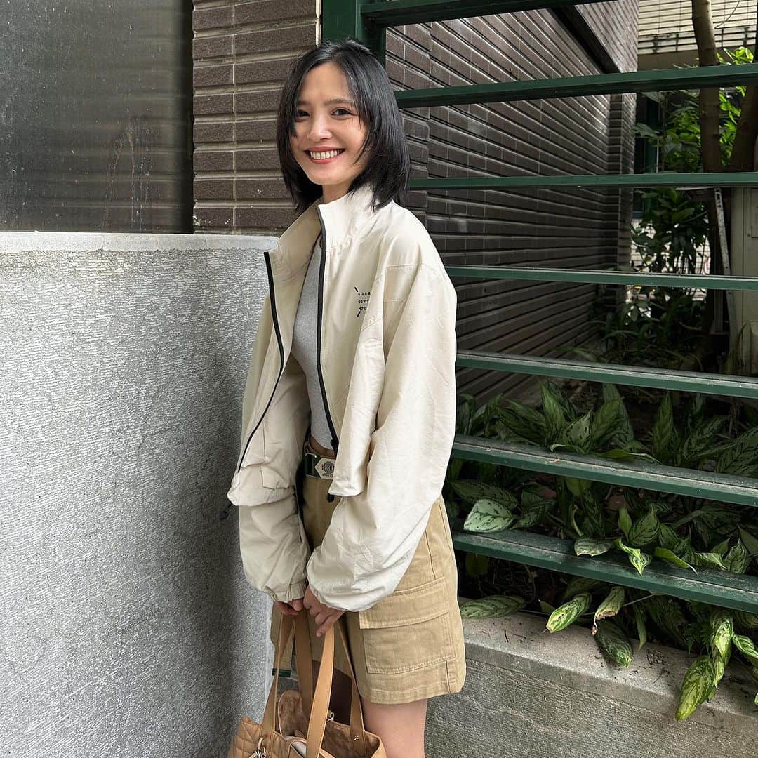 吳子霏（Ellen Wu）のインスタグラム：「🖤✨💫」