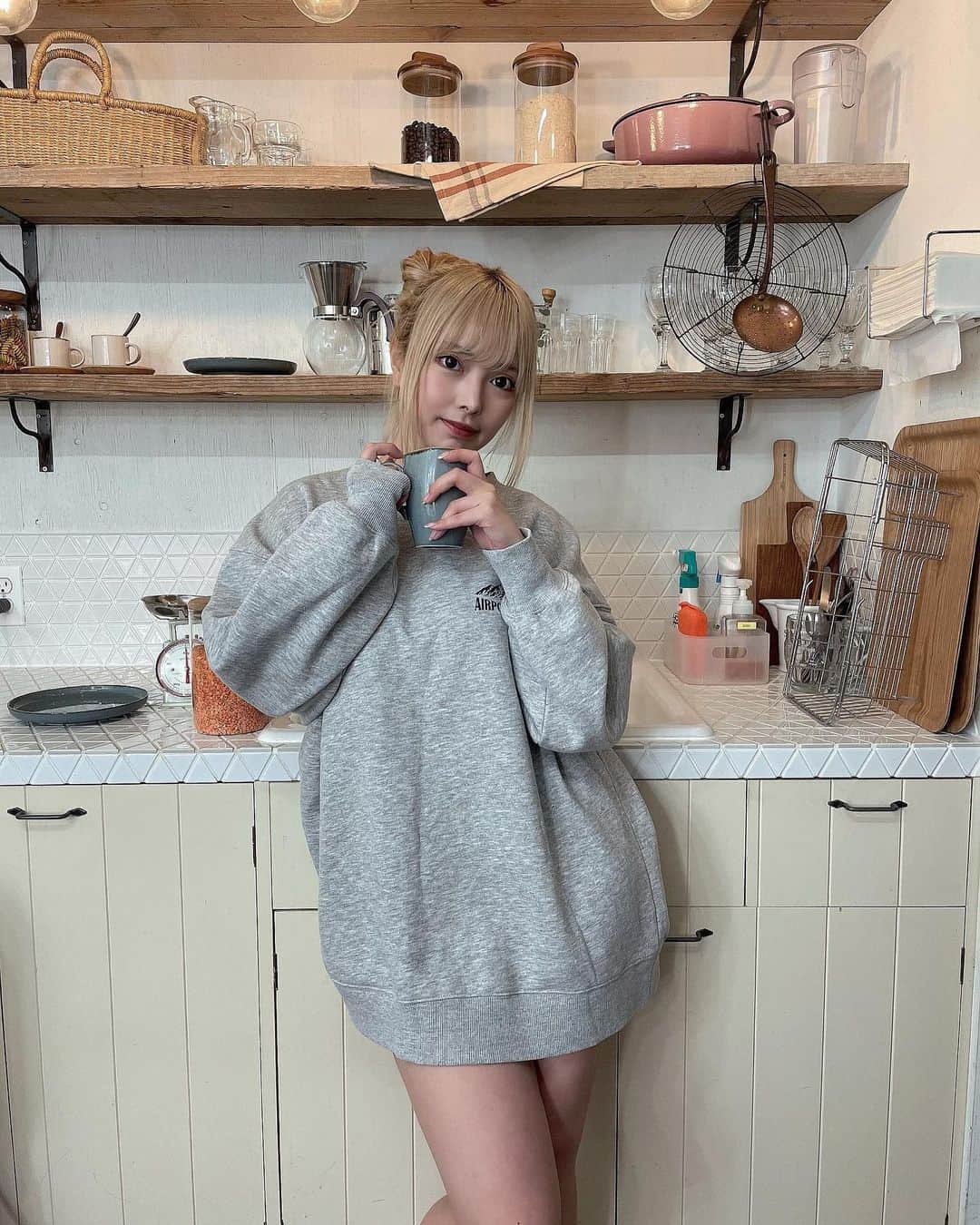 蘭々（五十嵐星蘭）のインスタグラム：「What was your day like today?❣️  #グラビア #コスプレ　#gravure #モデル　#性感美女　#性感 #外拍 #cosplay #アイドル #性感内衣　#모델　#그라비아」
