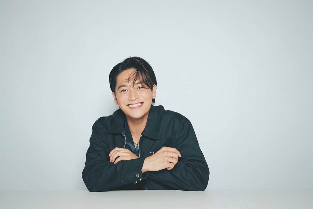 のインスタグラム：「・ #Duet 10月号 テーマは『喜怒哀楽』  色んな表情を撮ってもらいました！ 少し「楽」が弱い気も。。 是非本誌もご覧ください😏」