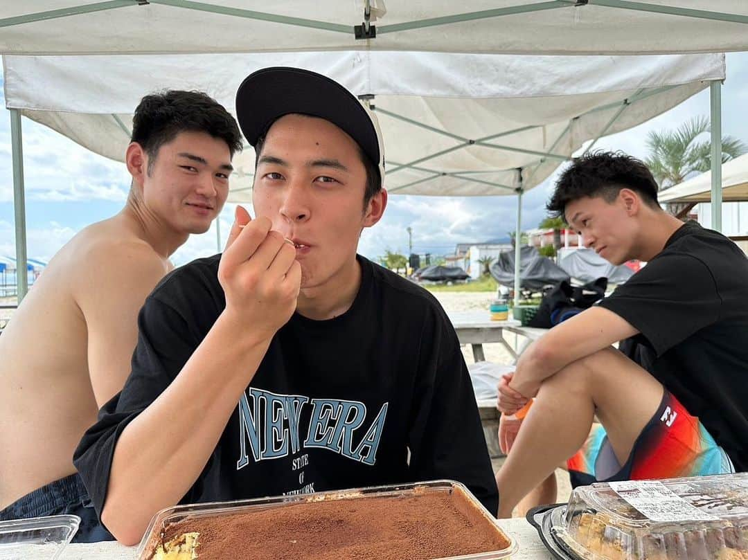 髙橋塁さんのインスタグラム写真 - (髙橋塁Instagram)「ティラミス🤩 甘いもの食べている時が1番幸せ。  #鬼木練 #藤中颯志 #髙橋塁」9月16日 21時40分 - rui_takahashi_