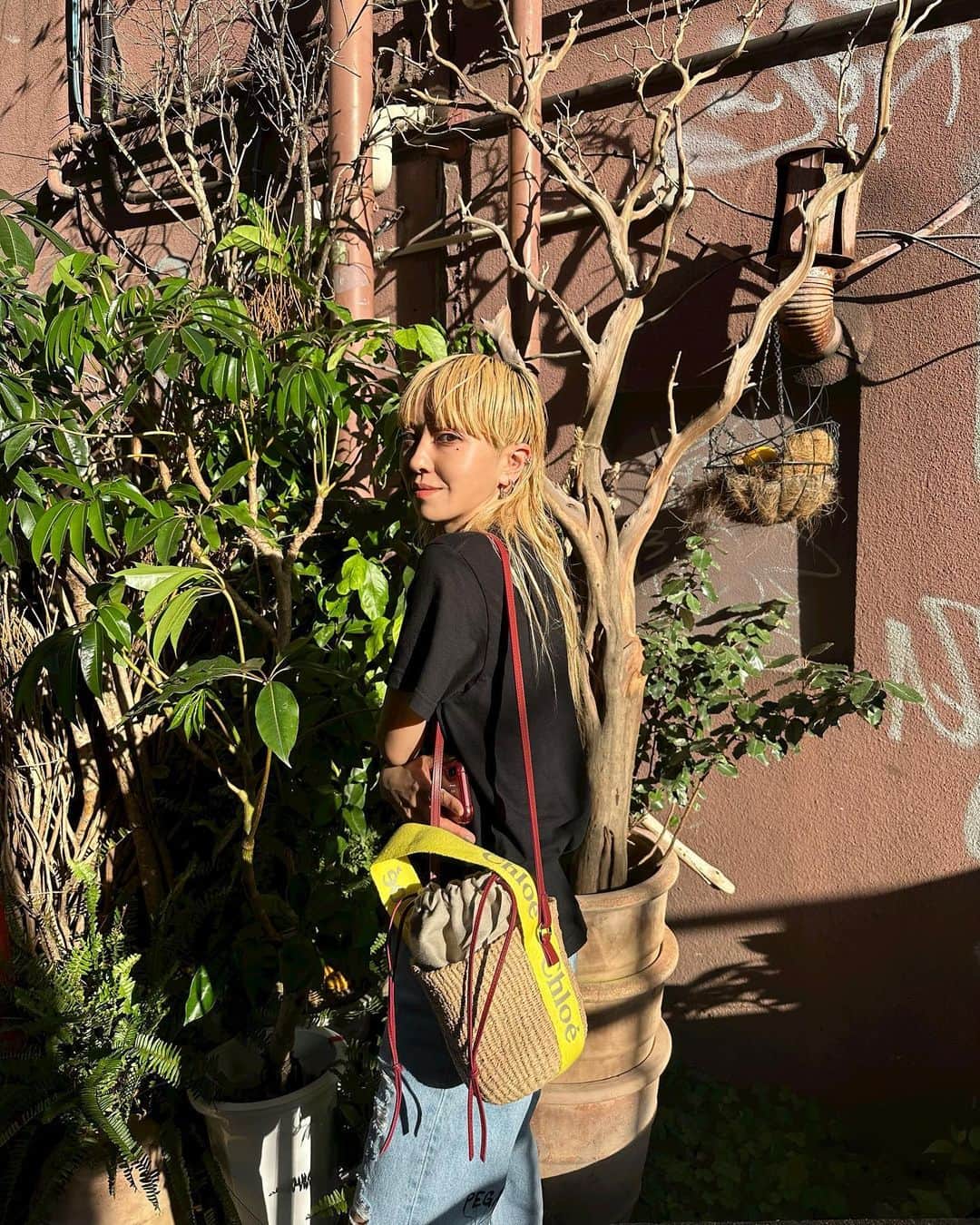 PELIのインスタグラム：「🍃🌱🍃 #chloe  @chloe  初夏の日🍃 夏の思い出②」