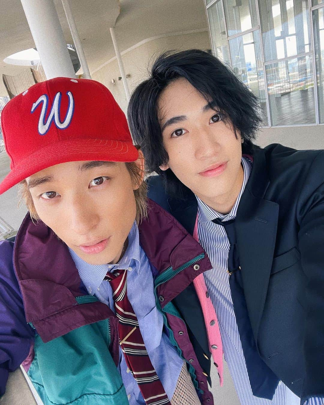 古幡亮（WATWING）さんのインスタグラム写真 - (古幡亮（WATWING）Instagram)「Falling for You  choreograph video up!  starring: @watwing_official  choreograph: @noafukuzawa_watwing & me  希空と2人では初めて WATWINGの曲を振り付けしました☺︎ 希空ありがとう！ そしていつも素敵に踊ってくれる WATWINGのみんなありがとう！！！  #WATWING#FallingforYou #choreography」9月16日 22時39分 - ryo_watwing