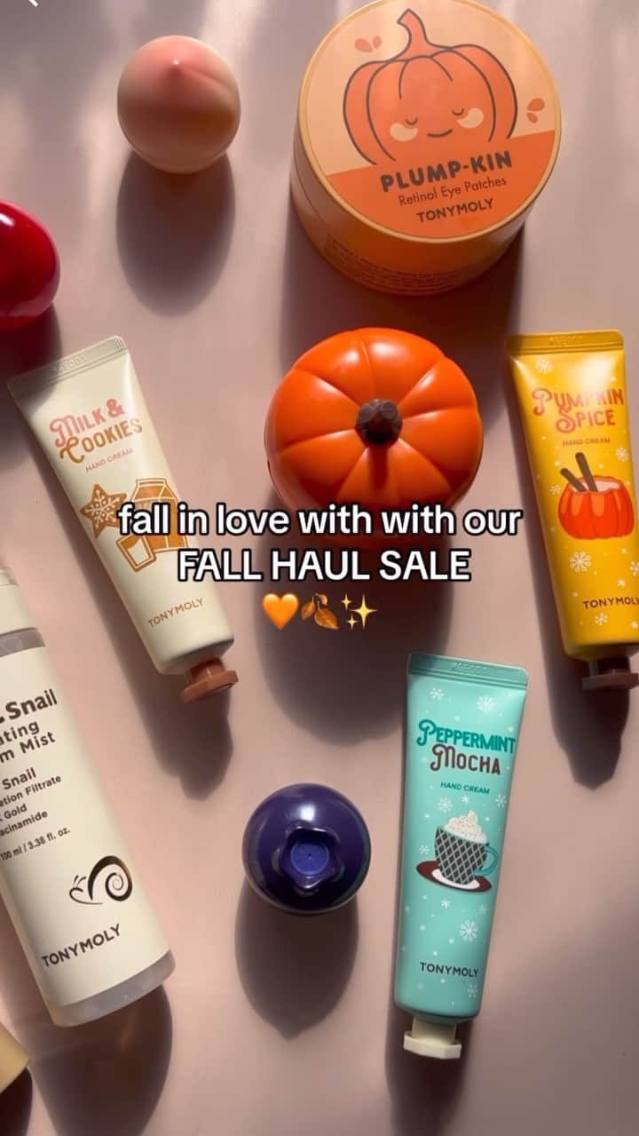 TONYMOLY USA Officialのインスタグラム：「No weekend plans? You should head over to tonymoly.us and check out our FALL HAUL sale 😋🍂 #xoxoTM #TONYMOLYnME #fall #skincare」