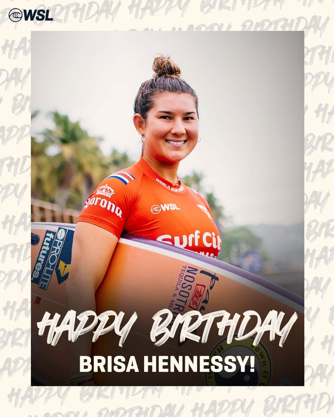 世界プロサーフィン連盟（WSL）のインスタグラム：「Wishing a very Happy Birthday to @brisahennessy! 🎂」