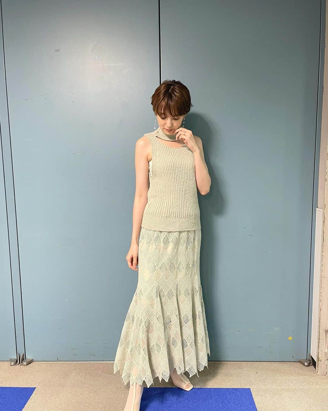 南明奈さんのインスタグラム写真 - (南明奈Instagram)「プチブランチ衣装✨  写真1・2枚目 トップス @rosebud_official_ パンツ @maisonspecial_women ピアス @lynow25 パンプス @dianashoespress  写真3・4枚目 セットアップ @amerivintage  ピアス @miina.gems ブーツ @dianashoespress  写真5・6枚目 シャツ、ワンピース @anogh_official ピアス @lynow25 靴 @randa_pic  写真7・8枚目 トップス、スカート @cocodeal_official ピアス @viola_bijou リング @plafu77 ブーツ @randa_pic」9月16日 23時15分 - akinaminami