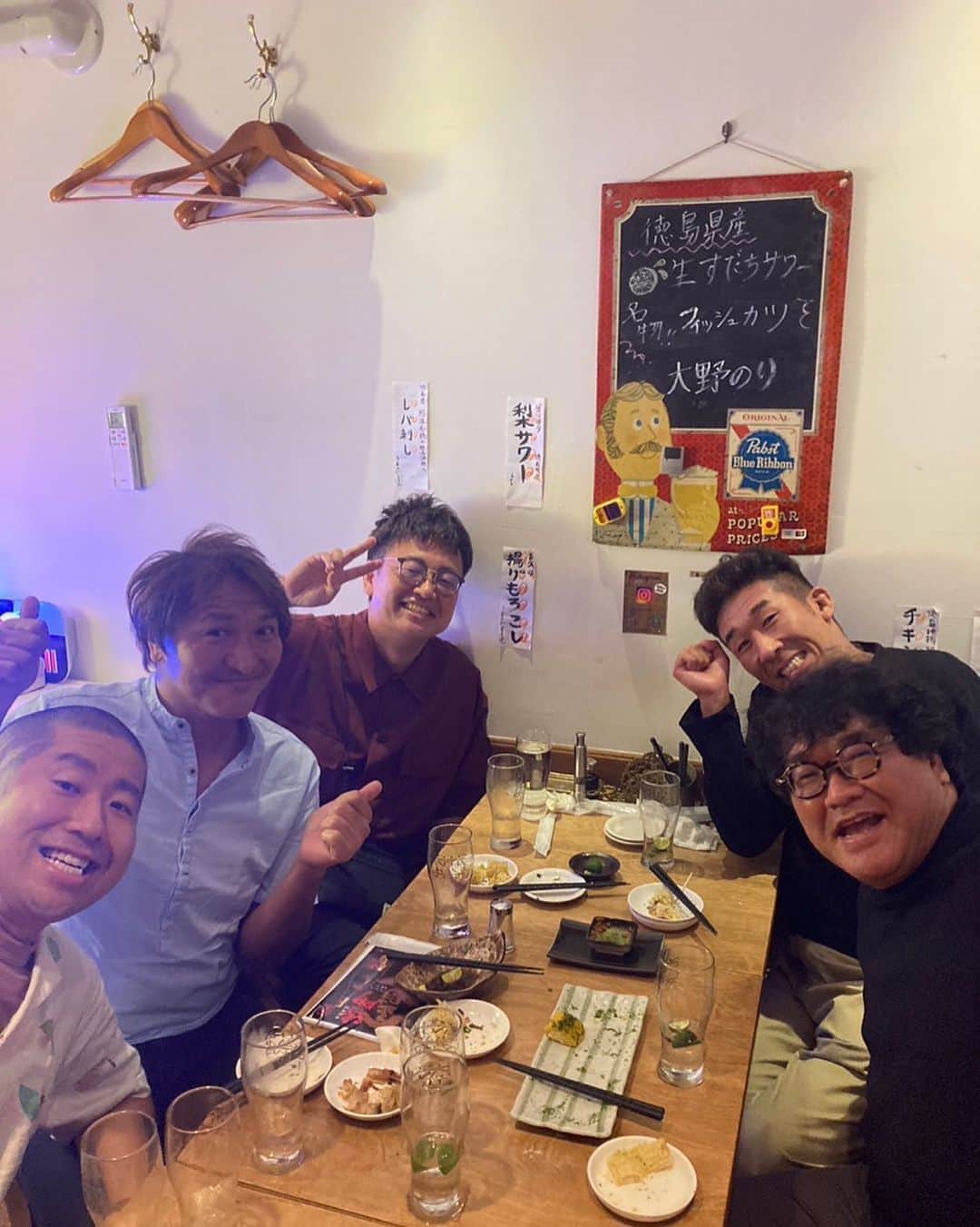 カンニング竹山のインスタグラム：「後輩だけど戦友。 #探偵ナイトスクープ」