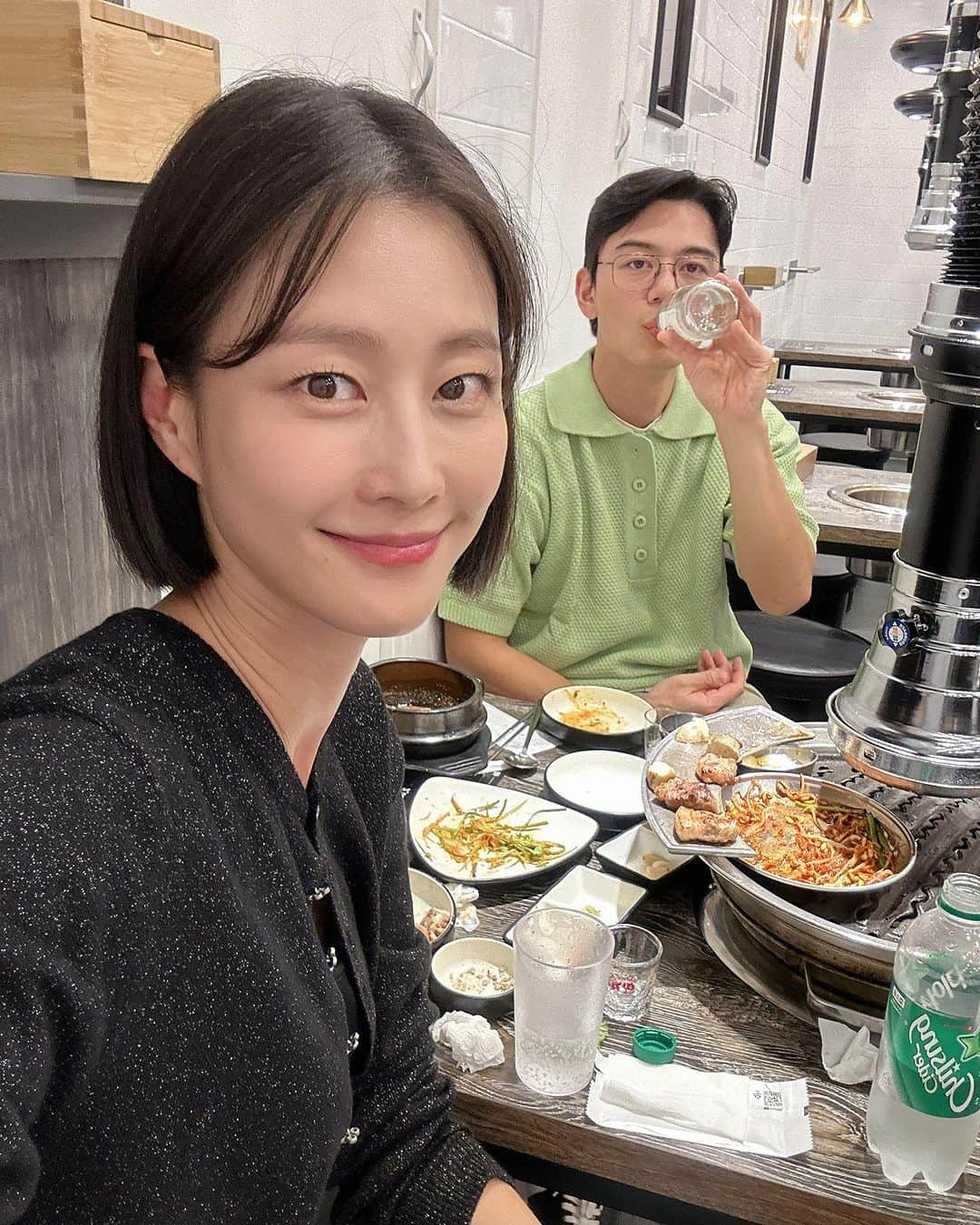 イ・ヒョニさんのインスタグラム写真 - (イ・ヒョニInstagram)「토요데이트👫 야심차게 나갔는데 폭우가 와서 급후퇴ㅋ 집으로~~🫠」9月16日 23時39分 - lee.hyunyi