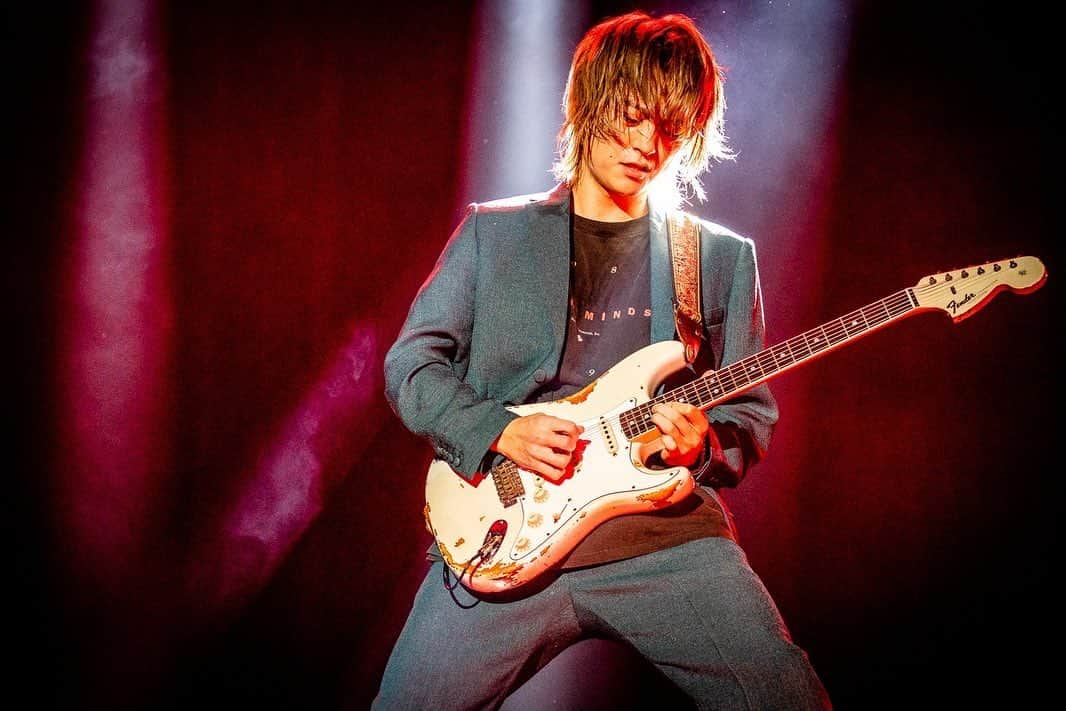 Toru さんのインスタグラム写真 - (Toru Instagram)「Great to see you again Taipei!!  You guys were incredible tonight!!  Thank you so much🤩 📸 @ruihashimoto  #oneokrock  #luxurydisease」9月16日 23時57分 - toru_10969