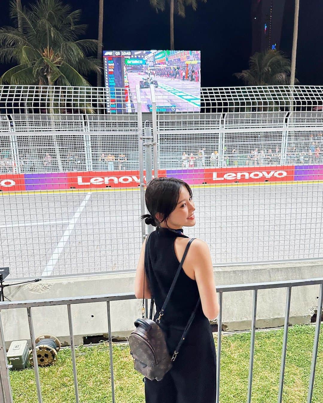 蔡瑞雪（Ruixue Tsai）のインスタグラム：「F1 初體驗～🇸🇬🤍 現場的感覺好震撼🙌🏻」