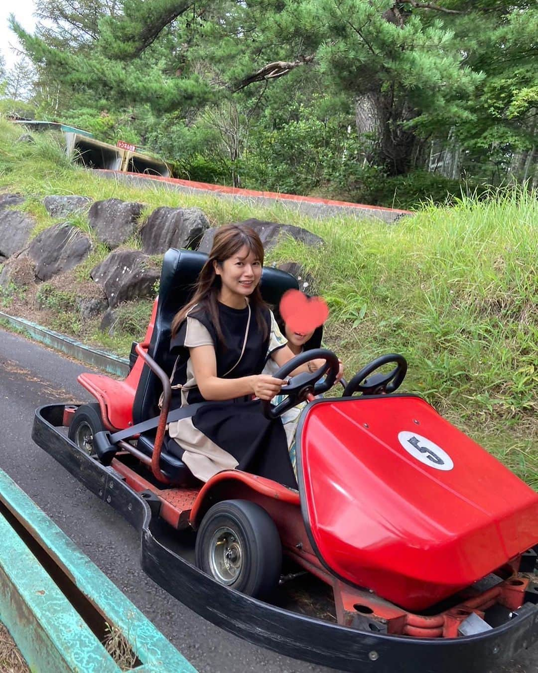 小林礼奈さんのインスタグラム写真 - (小林礼奈Instagram)「池の平ホテル＆池の平ファミリーランドにて🤍🤍🤍  写真多くて載せきれなかったオフショット🩵🩵  #池の平ホテル#池の平ファミリーランド」9月17日 0時35分 - kobayashi_ayana0218