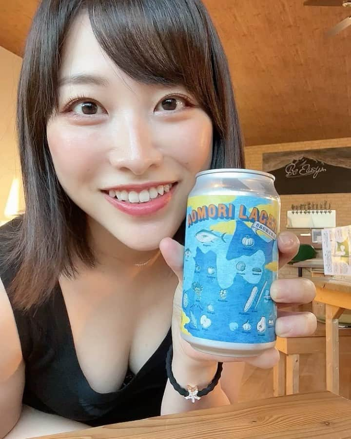 春原未来のインスタグラム：「弘前で昼飲みしたのはこちら！ @beeasybrewing の,『ギャレスのアジト』  私が行った日は臨時休業中だったので,缶を購入して飲みました！ 今度は生で飲みたい！！  #春原未来 #弘前グルメ #beeasybrewing #日本クラフトビール #ギャレスのアジト #地ビール🍺 #思い出作り #アペリティフ #昼飲み女子」