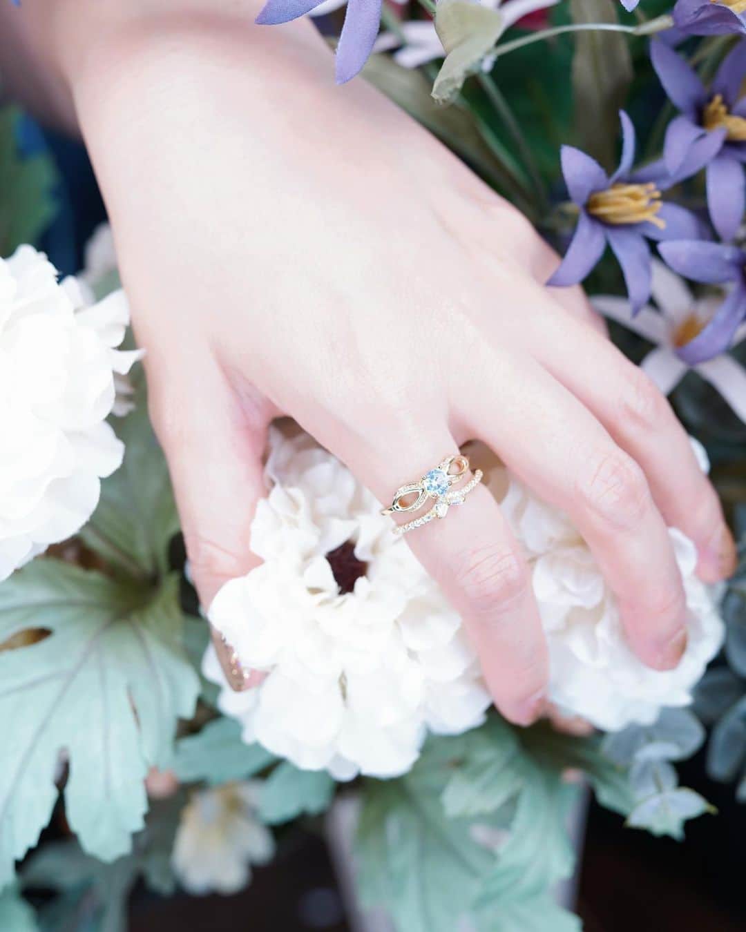 のインスタグラム：「#accessory #flower #jewelry#アクセサリー #プレゼント #オンラインショップ #企業公式相互フォロー   @connect_hearts.hope」