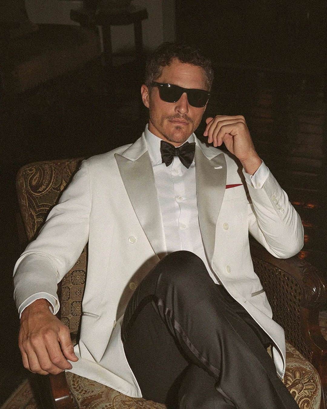 オリバーピープルズのインスタグラム：「Black tie suitable in Mister Brunello from the exclusive @oliverpeoples @brunellocucinelli_brand collection.」