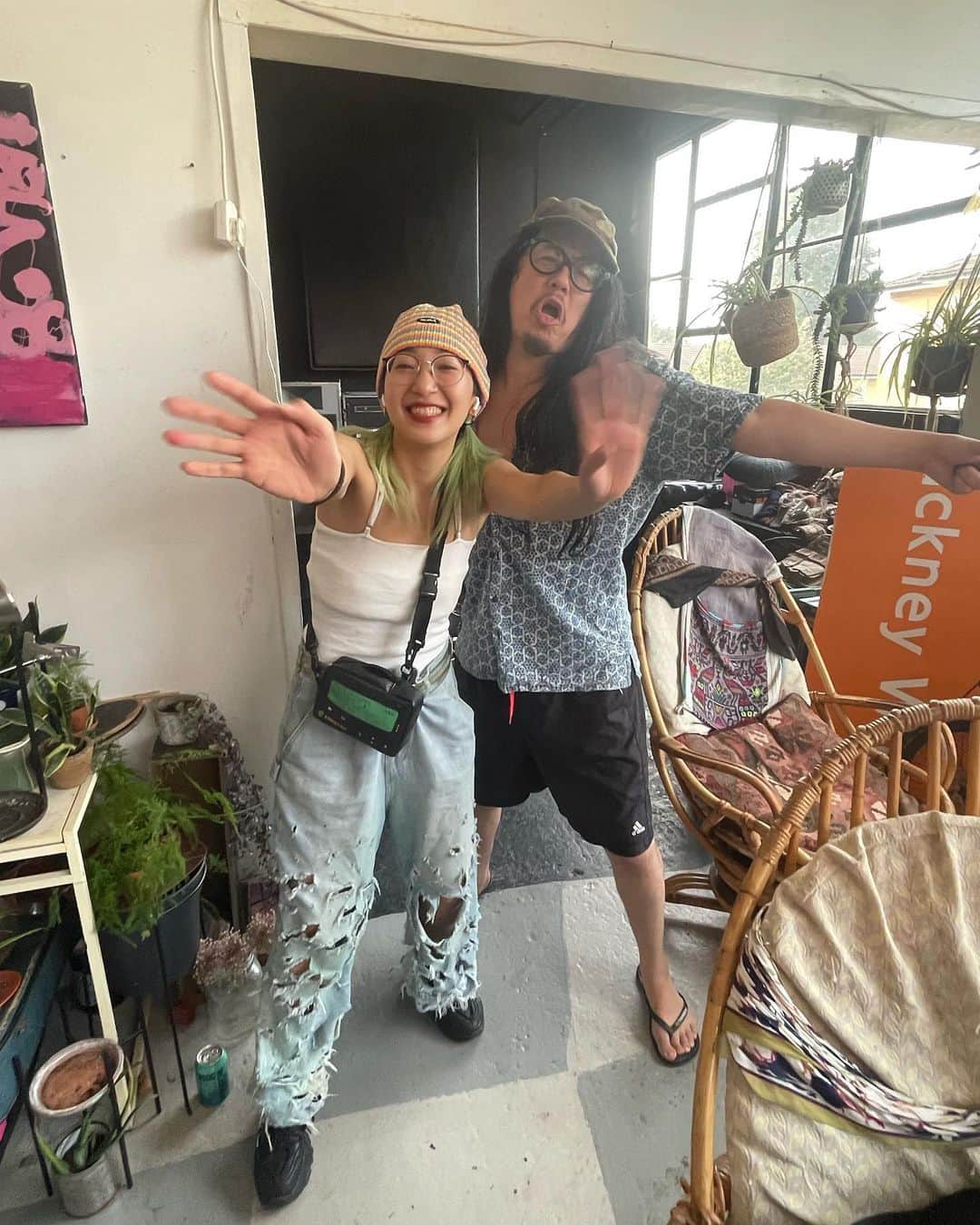 あっこのインスタグラム：「super gooooood trip 🥹🇬🇧❤️Thank you for everyone's kindness 🤝✨⭐︎  ロンドンに来る前と今の変化をすごく感じるから、忘れる前に形にしたい。たくさんセッションできたしLIVEもできて出会いもいっぱいあってご飯もおいしくてperfectな旅だった🥹😍⭐️みんなの優しさに何度も助けられました🤝✨⭐︎本当にありがとう！また必ず！  #ゴリちゃんの大冒険 #uk #trip #akkogorilla #rapper #japan」