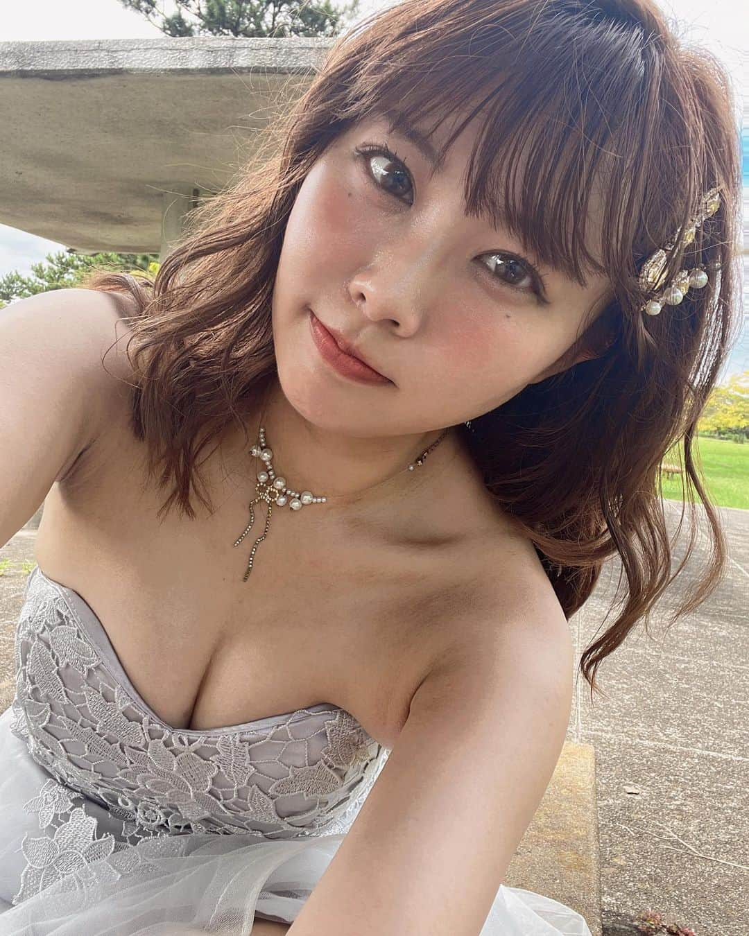 川島愛里沙のインスタグラム：「. . . ワンマンで流れた動画の撮影汗だくでやりました🍒🍒🍒 . . . . 水も滴るいい女？ということで(?) . . . . . . #ドレス #グラドル #followme  #dress #selfie #japanesegirl  #girl #gravureidol #fyp  #instalike #instagood」