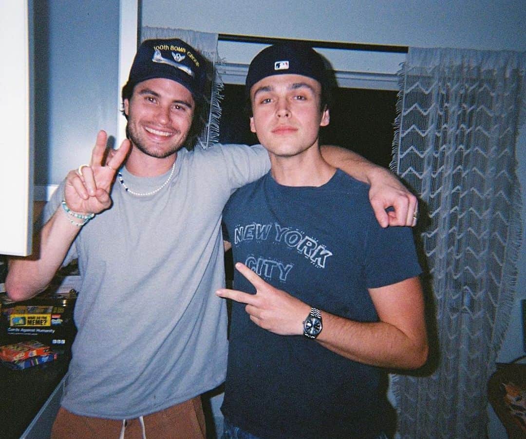 Jonahmaraisのインスタグラム：「happy birthday to one of the kindest humans. there are few people who really ride with you through everything in life and chase is one of those people for me. thanks for being there for me brother and here’s to many more years of long deep talks, laughing like idiots, and creating moments we won’t forget. it’s been fun watching you grow into the human you are. love you brother @hichasestokes」