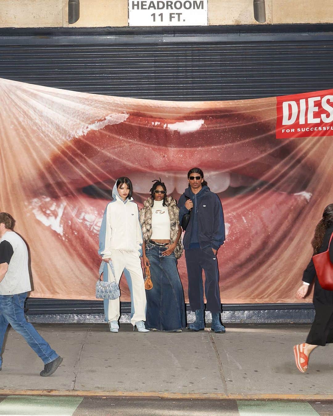 ディーゼルのインスタグラム：「Soft and juicy.  Oval D knits and jersey pieces embellished with Diesel’s signature Oval D logo are as soft as a kiss.  Tap to shop and discover more at the link in bio.  #ForSuccessfulLiving #DieselFW23」