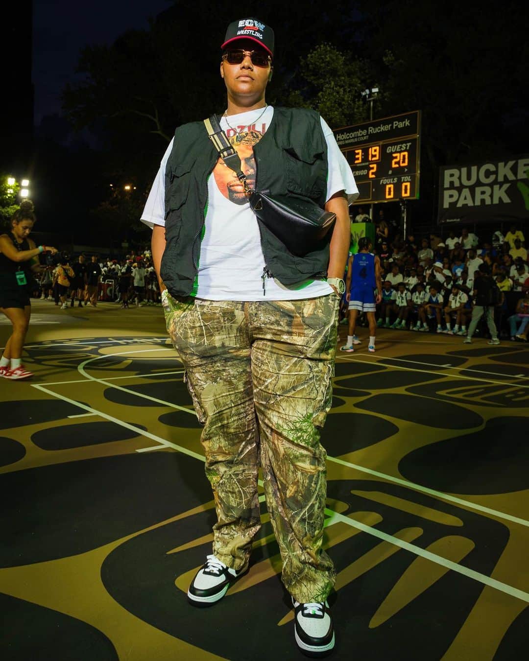 Nike Sportswearさんのインスタグラム写真 - (Nike SportswearInstagram)「It all starts Uptown.   From the birth of Hip Hop in the Bronx - to off-court style in Harlem’s Rucker park & the Triple White AF1.   In honor of impactful beginnings, we celebrated Hip Hop’s 50th birthday with the coolest crew of creators -  @cjay1k @pablotdon @jennylinnnn @blvckhoodieee @asiyamuh @badbrownskinn @allexamontes @alliciamontes  At @NikeNYC workshops, @NyvsNY games and beats with @applemusic.   How do you rock your #AF1?  📸 by @wonderworkr & @Shokunbi.halimotu」9月17日 3時00分 - nikesportswear