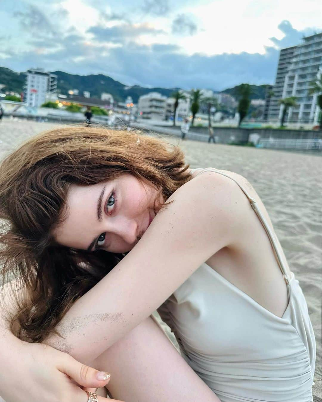 渡辺イリーナのインスタグラム：「ゴーグル持っていくの忘れたけど、熱海楽しかったなぁ〜🥽💗#海鮮」