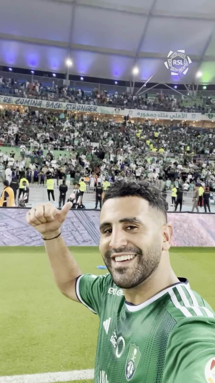 リヤド・マフレズのインスタグラム：「A message for the fans from @riyadmahrez26.7 💚👍  رسالة محرز إلى جمهور الأهلي 🇩🇿💚  #yallaRSL #RoshnSaudiLeague」