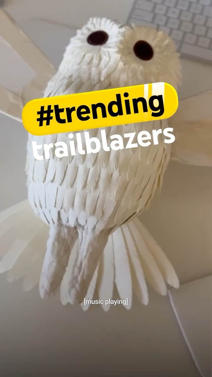 YouTubeのインスタグラム：「@HandmadeBySaraKim this is more impressive than keeping flowers alive」
