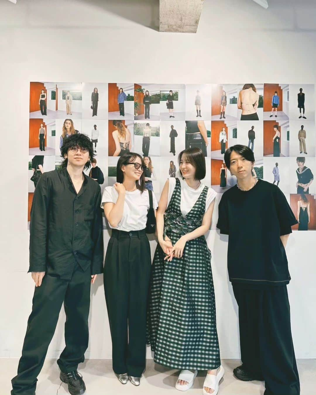 寒川綾奈さんのインスタグラム写真 - (寒川綾奈Instagram)「@basicks.jp 展示会へ♡♡♡ 可愛過ぎた！ ずーずー天才😌🌼  #basicks」9月17日 8時55分 - sogawaayana