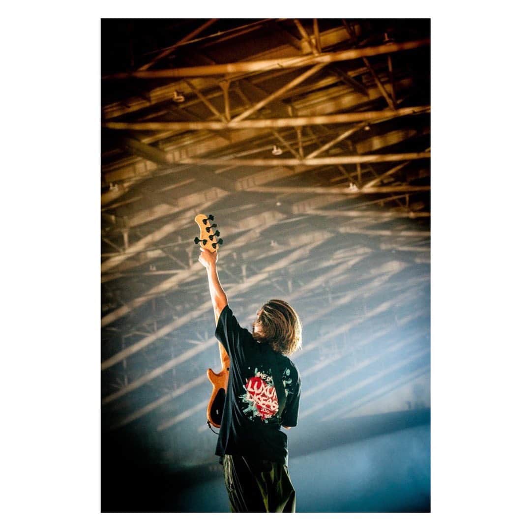Ryota さんのインスタグラム写真 - (Ryota Instagram)「Thank you Taipei! I had a great time with you guys!! Finally we came back here, I’ve been waiting for this day for so long!☺️ I’m so excited to play the show today too!! See you soon!🤘  Photo by @ruihashimoto 📷」9月17日 9時10分 - ryota_0809