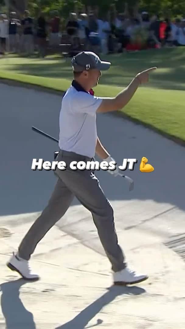PGA TOURのインスタグラム：「An eagle hole-out from the bunker for @justinthomas34. He’s 1 shot back.」