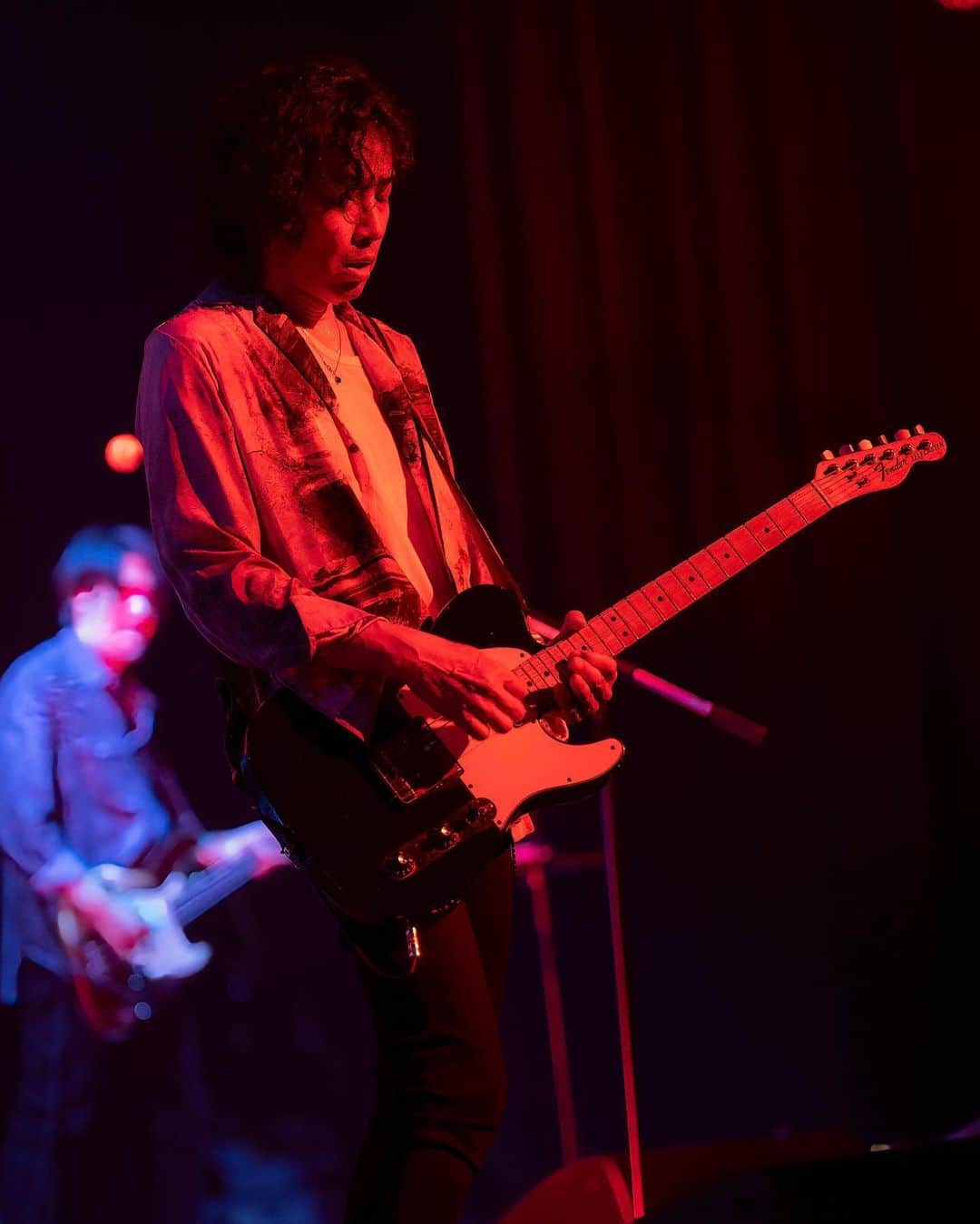 斉藤和義さんのインスタグラム写真 - (斉藤和義Instagram)「KAZUYOSHI SAITO 30th Anniversary Live 1993-2023 30＜31 ～これからもヨロチクビーム～⚡️ ⁡ 福岡サンパレスホテル＆ホール公演でのゲキアツライブ終了！！ 斉藤さん、メンバーさん、そして皆さまの笑顔がキラッキラに輝いていた最高のライブとなりました！ ⁡ 皆さまからのリクエストを元に構成された周年ツアーならではのセットリスト、ご参加の皆さまいかがでしたでしょうか？ ⁡ そして…ツアーは本日9本目、セミファイナルの福岡です！ 場所は同じく福岡サンパレスホテル＆ホールより、昨日に続きキラッキラの笑顔でお届けしたいと思います。 ⁡ 福岡2日目、寂しいけどヨロチクビーム⚡️ ⁡ https://tour.kazuyoshi-saito.com/30th/ ⁡ #斉藤和義 #KAZUYOSHISAITO #ks30th #30周年アニバーサリーツアー #30thツアー #ヨロチクビーム #山口寛雄 #真壁陽平 #河村吉宏 #松本ジュン　 #福岡公演 #福岡サンパレス」9月17日 9時25分 - kazuyoshisaito_official