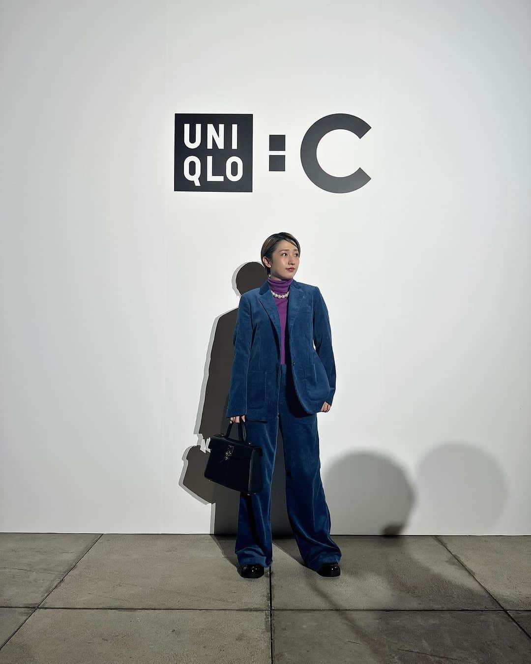 のインスタグラム：「✿   9月15日発売！！ UNIQLO : Cローンチパーティーへ✨  コーデュロイセットアップを着ました♪ BLUEの色味が最高にツボ💙 コラボ商品めちゃくちゃ可愛いよね🌟 発売日に店頭へ行って、 ソフトニットハイネックセーターの yellowも購入☺️ 早く涼しくならないかなぁ。。。  #UNIQLO#uniqloc#UNIQLO#秋冬#秋冬コーデ#uniqloコーデ#ユニクロコーデ」