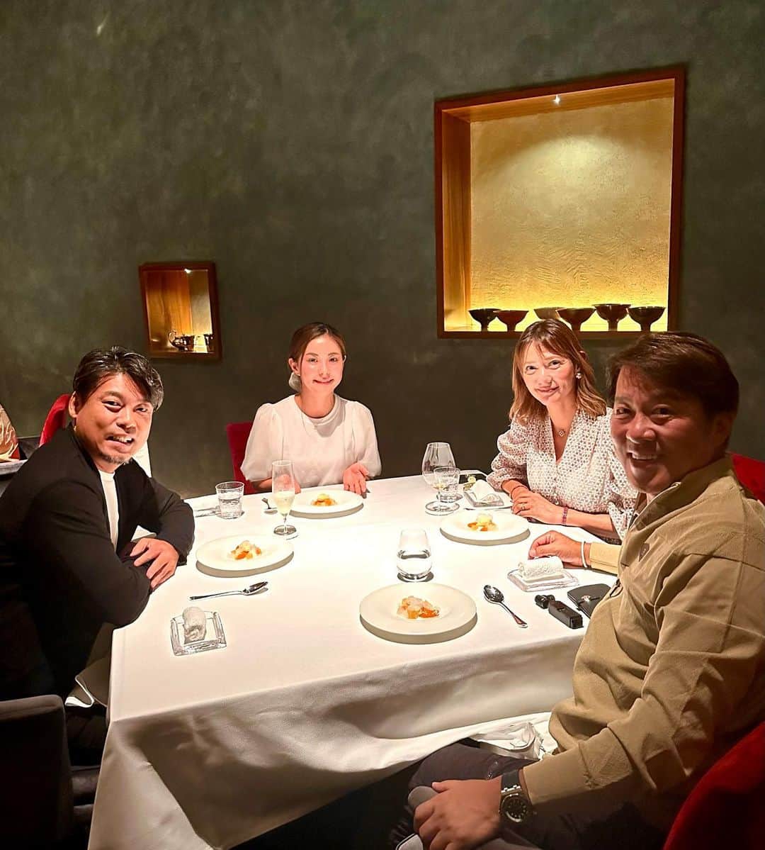 箕輪玖美さんのインスタグラム写真 - (箕輪玖美Instagram)「ブレストンコートユカワタン🍽️✨ ・ ・ ハルニレテラスを散歩してから、レストラン ユカワタンでdinner🥂 ・ ・ 見た目も美しいお皿の数々💕 お味もとっても美味しかった😊 ・ ・ 軽井沢には素敵なレストランが沢山あるので、たまにはホテル以外でお食事するのも楽しい😉」9月17日 10時44分 - kumi.111