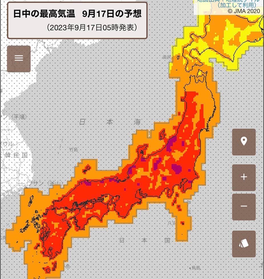寺川奈津美さんのインスタグラム写真 - (寺川奈津美Instagram)「もう9月中旬ですが、きょうも35度超えのところがありそう！ 連休中、車でお出かけという方、車内の温度は急激に上がるので少しの時間でも子供から離れないよう🙏🙏  まだ　#熱中症予防 hitosuzumi-spot.jp」9月17日 10時46分 - natumikannnn