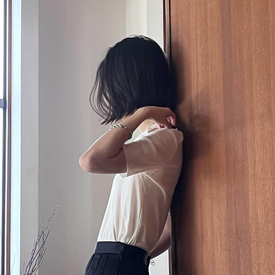花見菜月さんのインスタグラム写真 - (花見菜月Instagram)「軽やかで動きのあるBOB♡ cut color for @may_______25」9月17日 11時09分 - ____naki.____