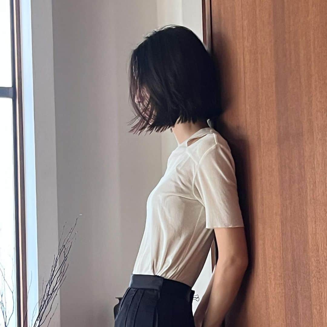 花見菜月さんのインスタグラム写真 - (花見菜月Instagram)「軽やかで動きのあるBOB♡ cut color for @may_______25」9月17日 11時09分 - ____naki.____