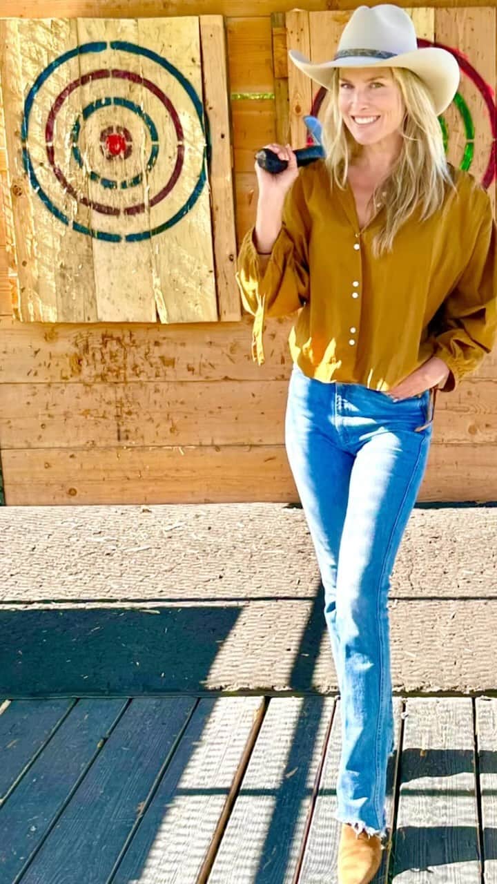 アリ・ラーターのインスタグラム：「🎯🎯🎯」